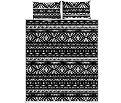 Black And White Aztec Ethnic Print Quilt Bed Set
