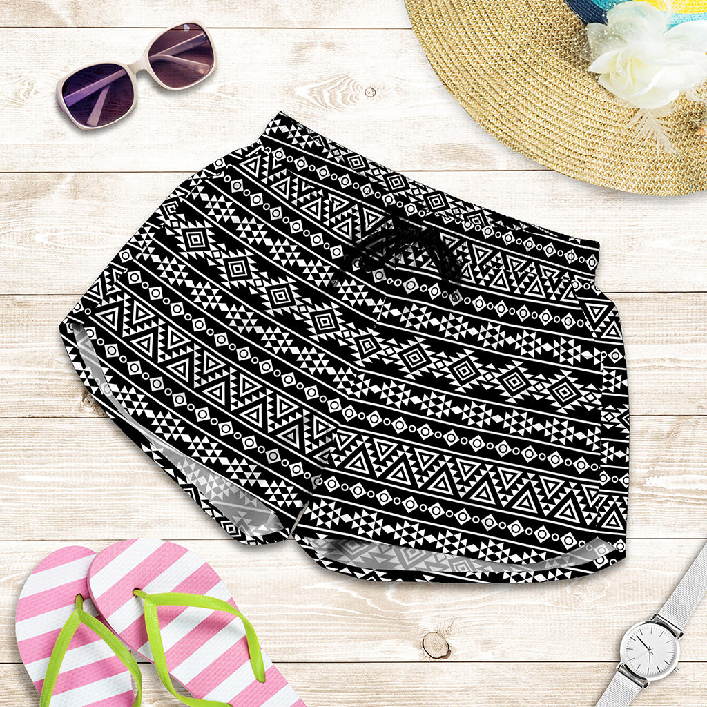Black And White Aztec Geometric Print Women's Shorts