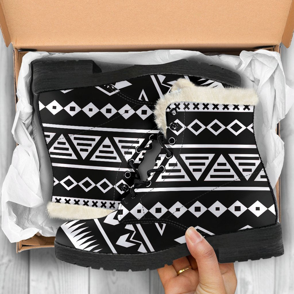 Black And White Aztec Pattern Print Comfy Boots GearFrost