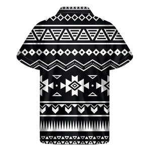 Black And White Aztec Pattern Print Men's Short Sleeve Shirt