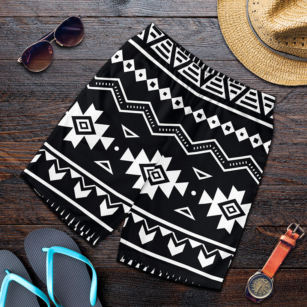 Black And White Aztec Pattern Print Men's Shorts