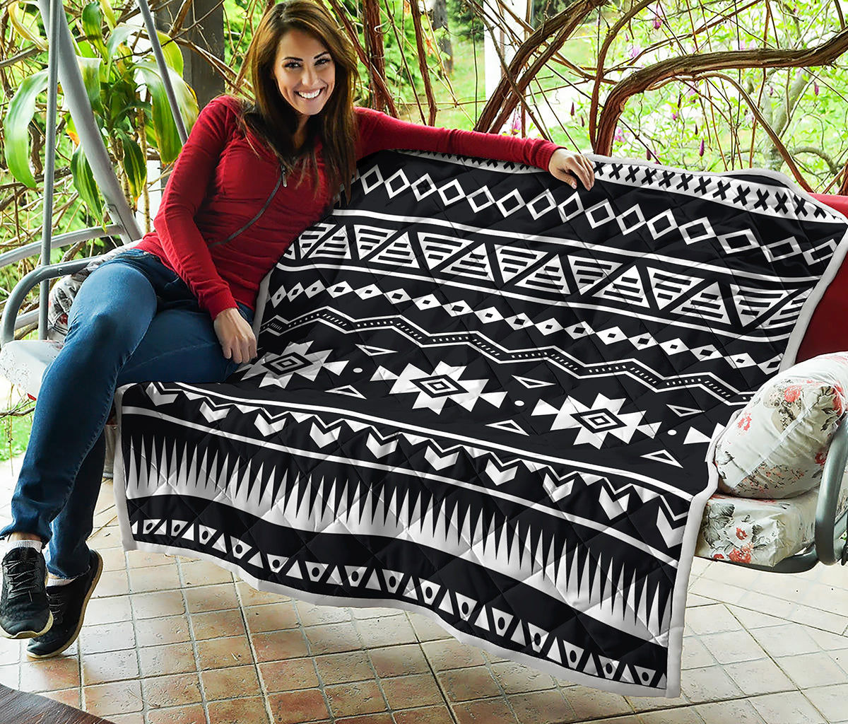 Black And White Aztec Pattern Print Quilt