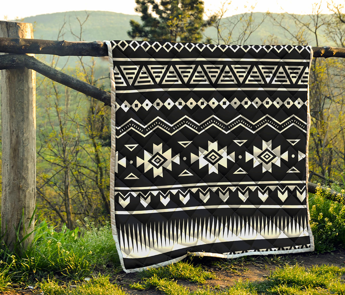 Black And White Aztec Pattern Print Quilt