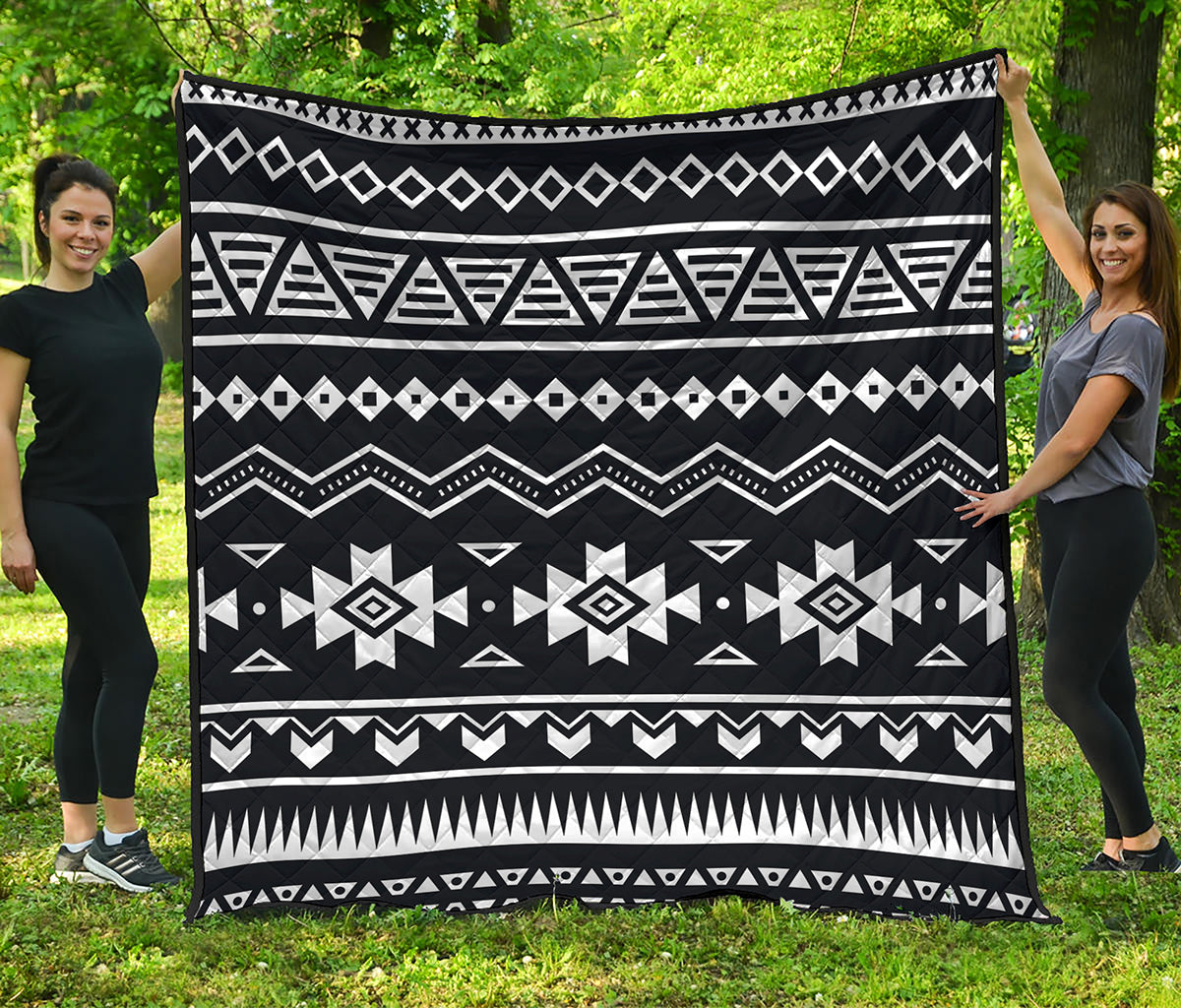 Black And White Aztec Pattern Print Quilt