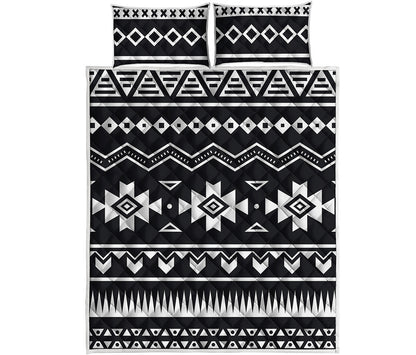 Black And White Aztec Pattern Print Quilt Bed Set