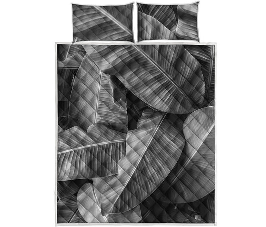 Black And White Banana Leaf Print Quilt Bed Set