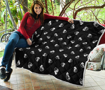 Black And White Beer Pattern Print Quilt