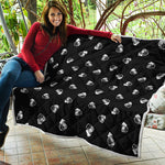 Black And White Beer Pattern Print Quilt