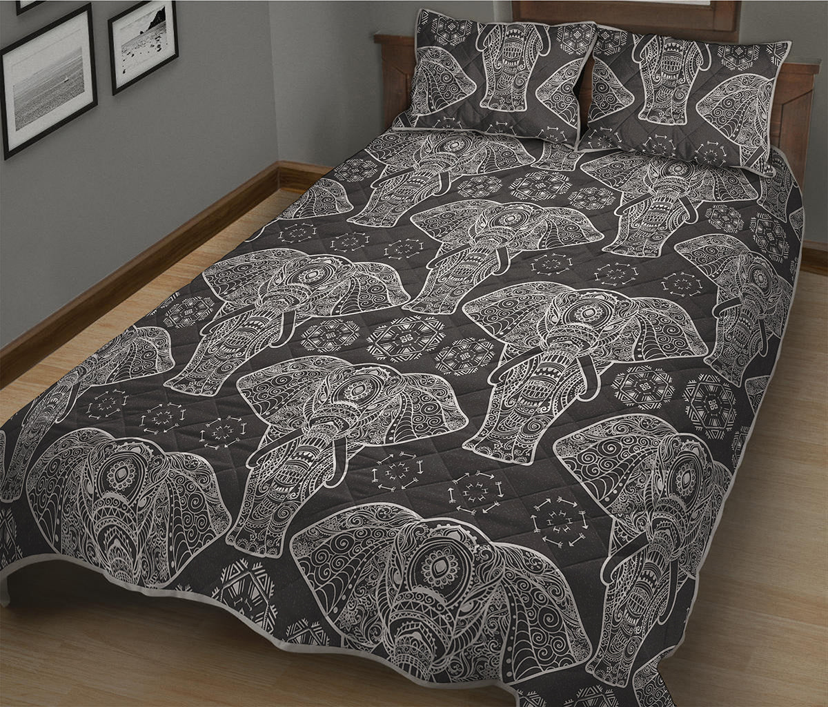 Black And White Boho Elephant Print Quilt Bed Set