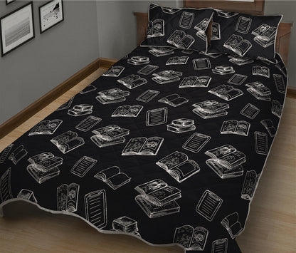 Black And White Books Pattern Print Quilt Bed Set