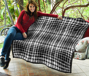 Black And White Border Tartan Print Quilt