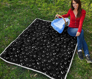 Black And White Bubble Pattern Print Quilt