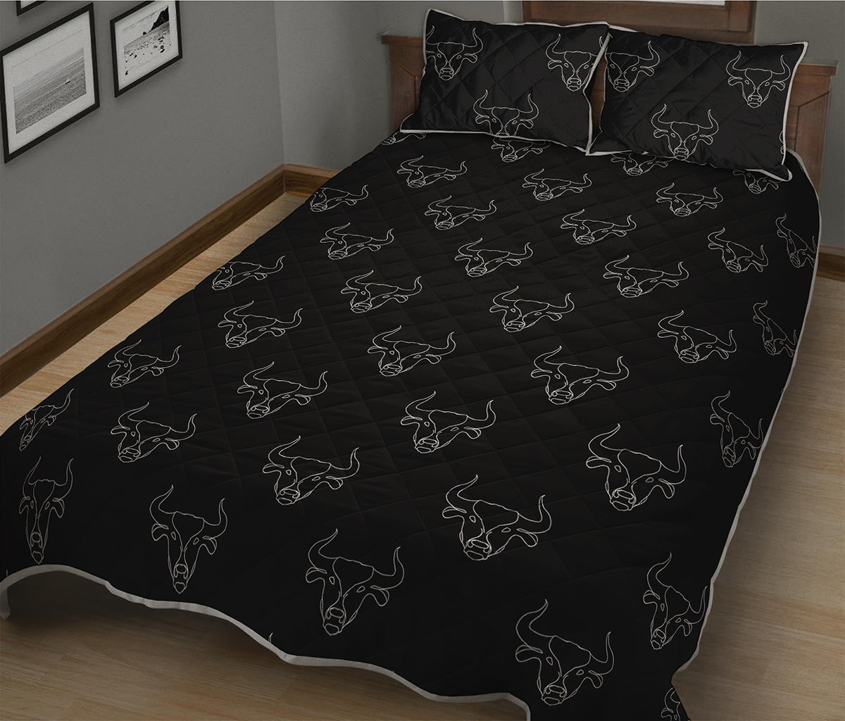 Black And White Bull Pattern Print Quilt Bed Set