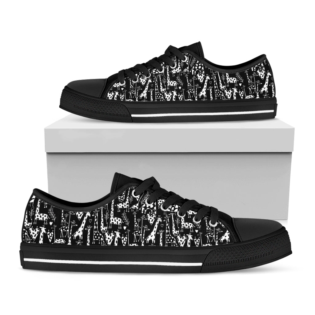 Black And White Cartoon Giraffe Print Black Low Top Shoes