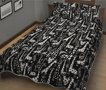 Black And White Cartoon Giraffe Print Quilt Bed Set