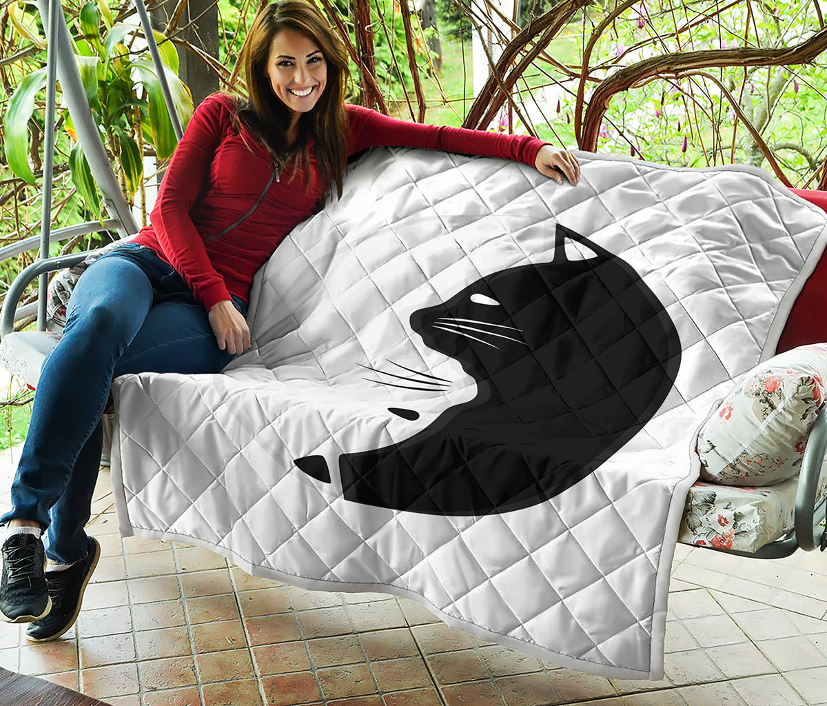 Black And White Cat Yin Yang Print Quilt