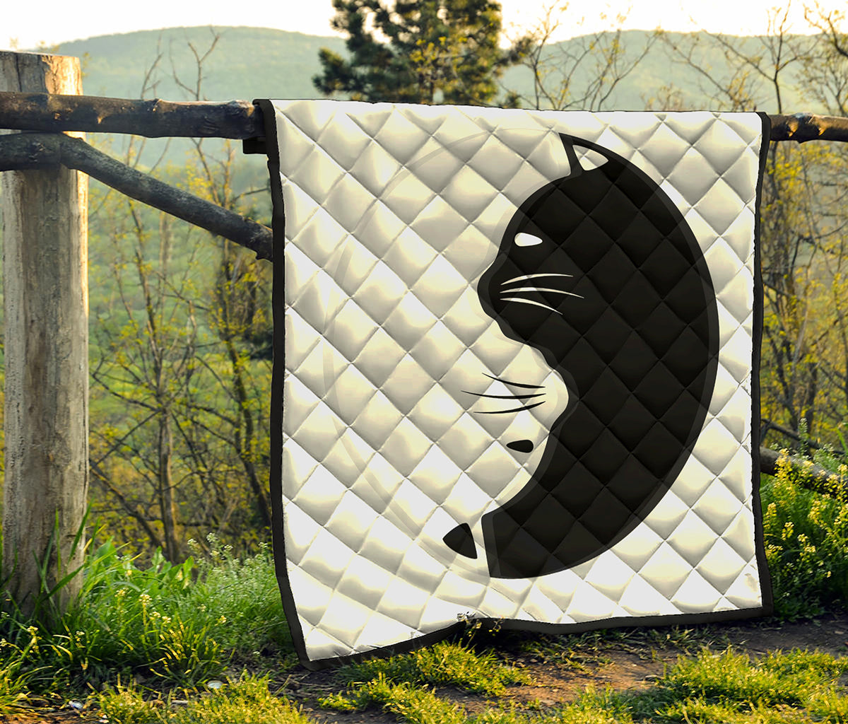 Black And White Cat Yin Yang Print Quilt