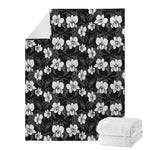 Black And White Cattleya Pattern Print Blanket