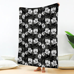 Black And White Cattleya Pattern Print Blanket