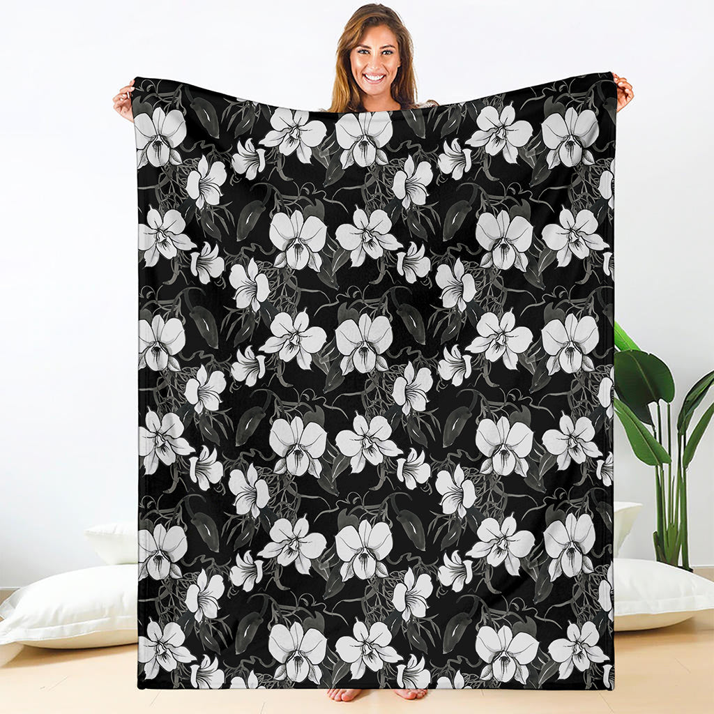 Black And White Cattleya Pattern Print Blanket