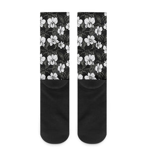 Black And White Cattleya Pattern Print Crew Socks