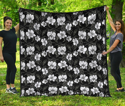 Black And White Cattleya Pattern Print Quilt