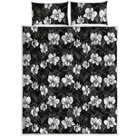 Black And White Cattleya Pattern Print Quilt Bed Set