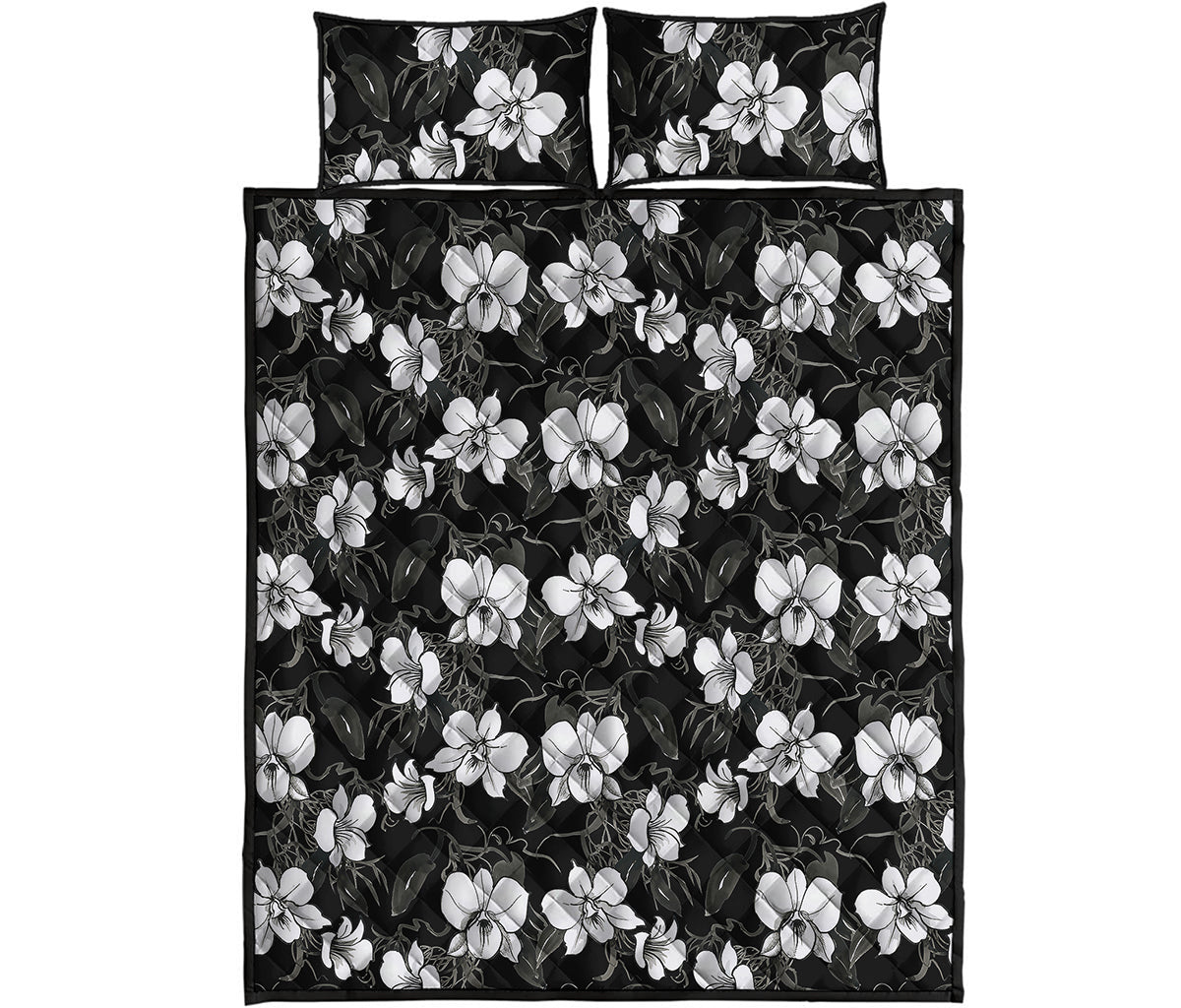 Black And White Cattleya Pattern Print Quilt Bed Set