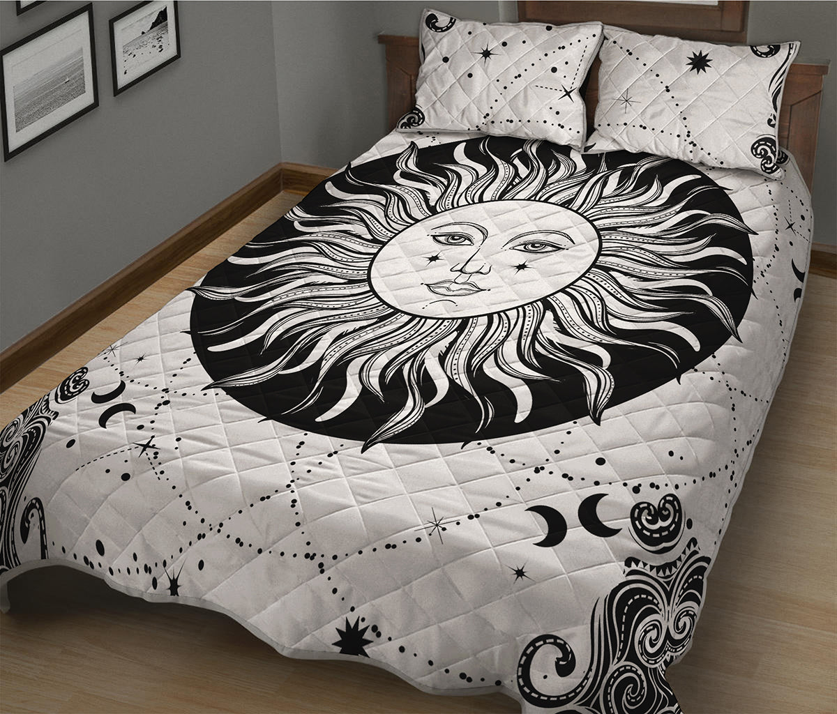 Black And White Celestial Sun Print Quilt Bed Set