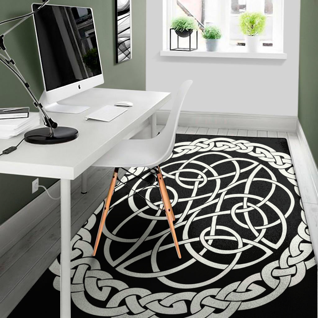 Black And White Celtic Knot Print Area Rug