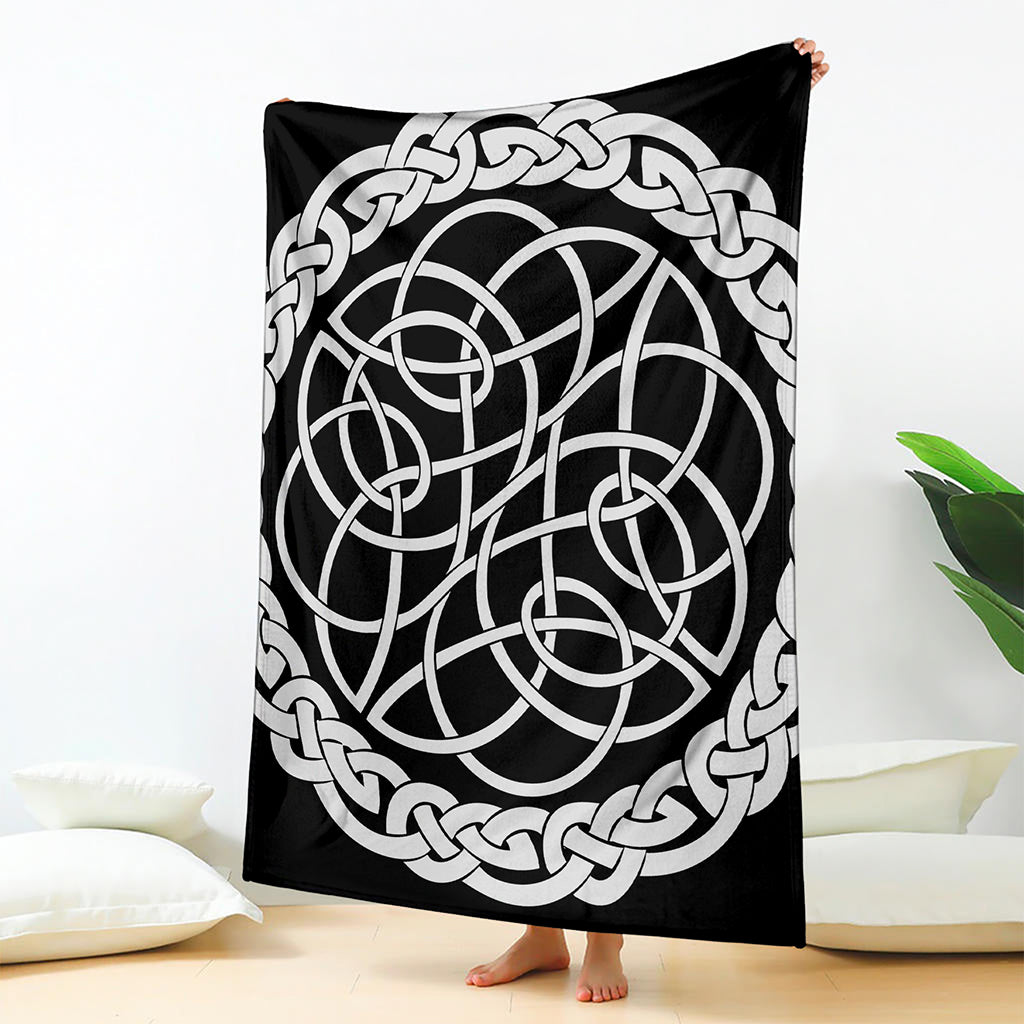 Black And White Celtic Knot Print Blanket