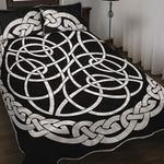 Black And White Celtic Knot Print Quilt Bed Set
