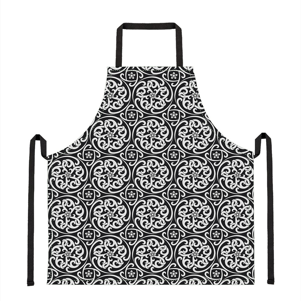 Black And White Celtic Pattern Print Apron