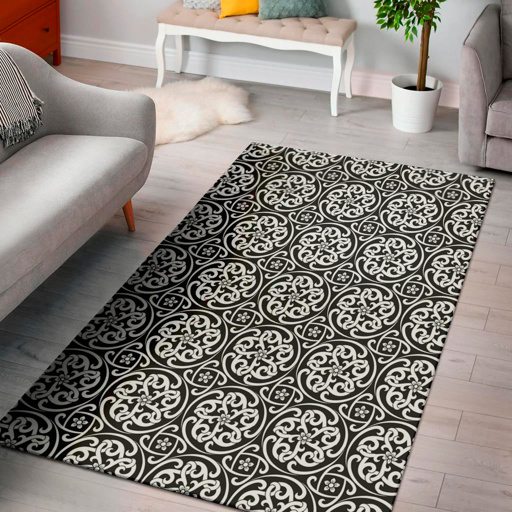 Black And White Celtic Pattern Print Area Rug