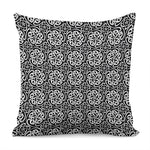 Black And White Celtic Pattern Print Pillow Cover