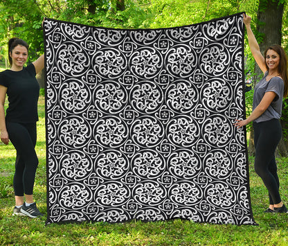 Black And White Celtic Pattern Print Quilt