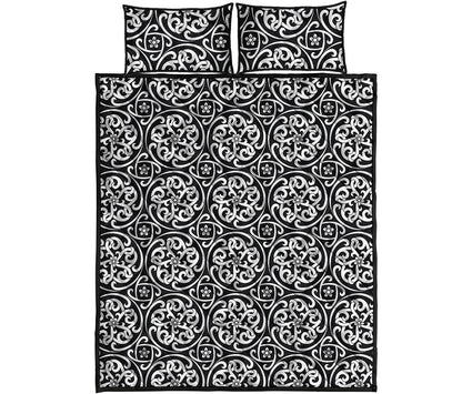 Black And White Celtic Pattern Print Quilt Bed Set
