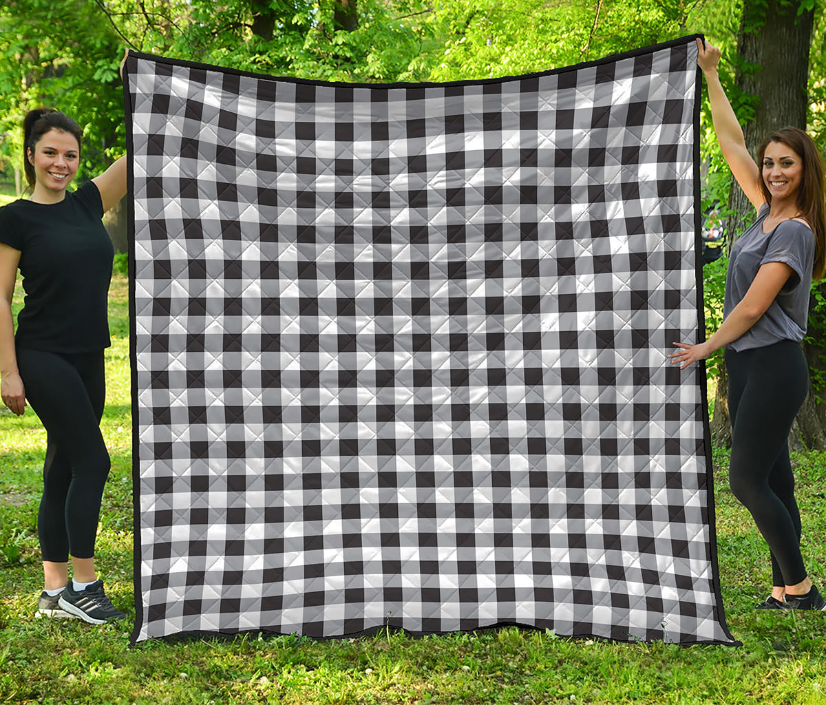 Black And White Check Pattern Print Quilt