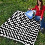 Black And White Chevron Pattern Print Quilt