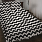 Black And White Chevron Pattern Print Quilt Bed Set