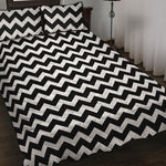 Black And White Chevron Pattern Print Quilt Bed Set