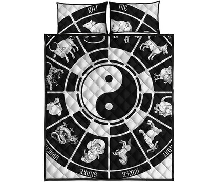 Black And White Chinese Zodiac Print Quilt Bed Set