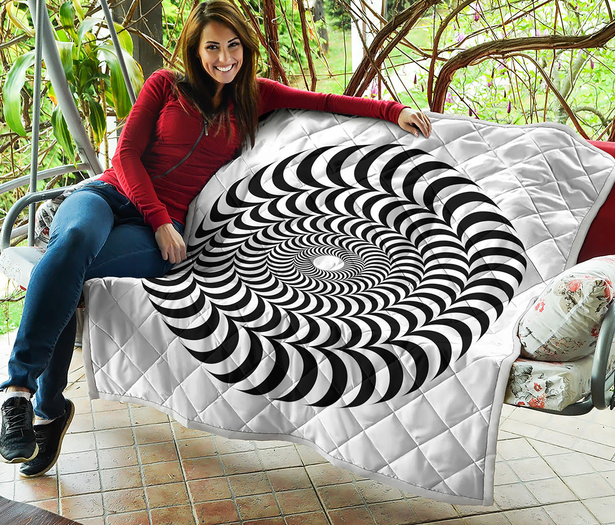 Black And White Circle Illusion Print Quilt