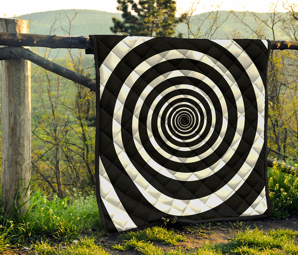 Black And White Circle Swirl Print Quilt