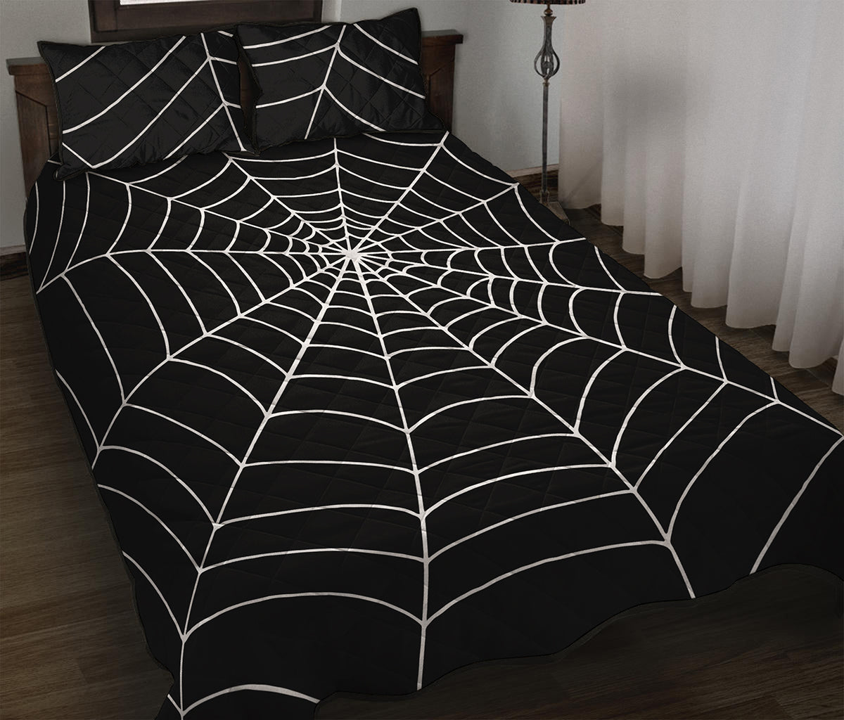 Black And White Cobweb Print Quilt Bed Set