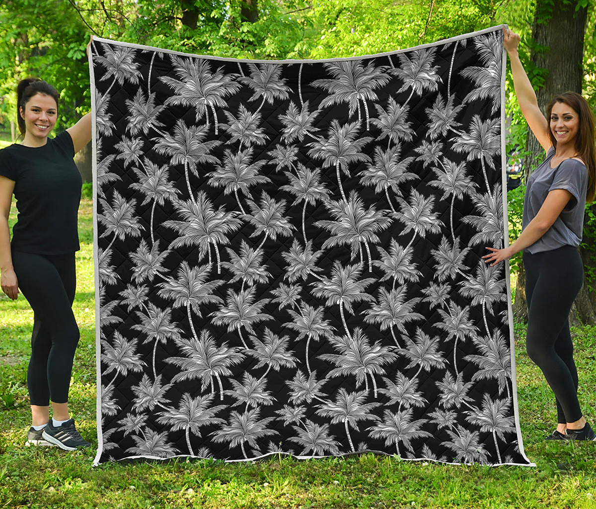 Black And White Coconut Tree Print Quilt