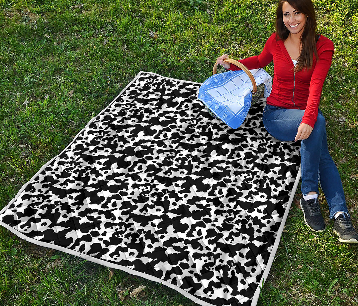 Black And White Cow Pattern Print Quilt