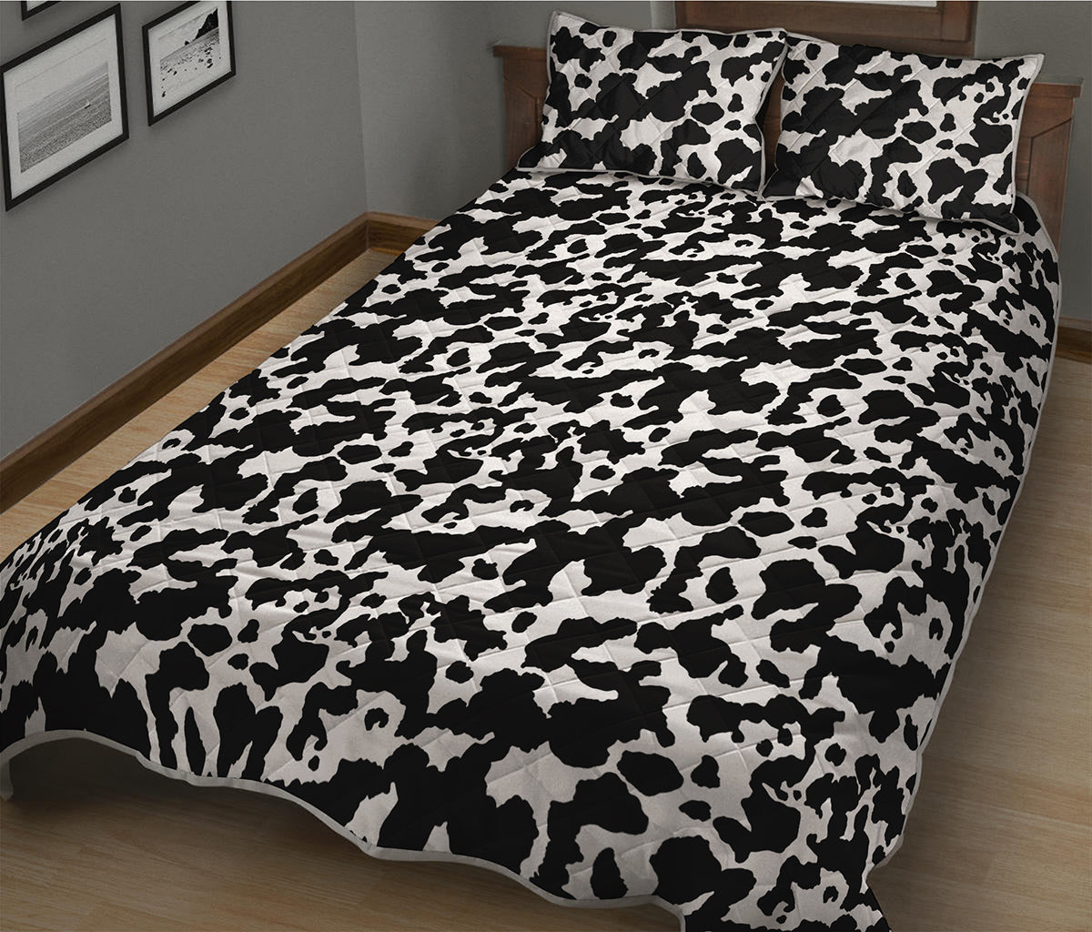 Black And White Cow Pattern Print Quilt Bed Set