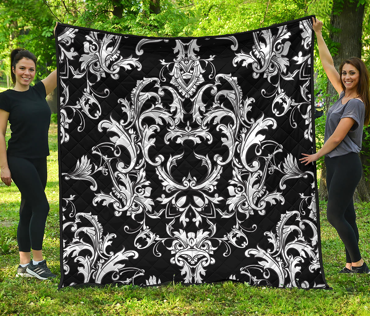Black And White Damask Pattern Print Quilt