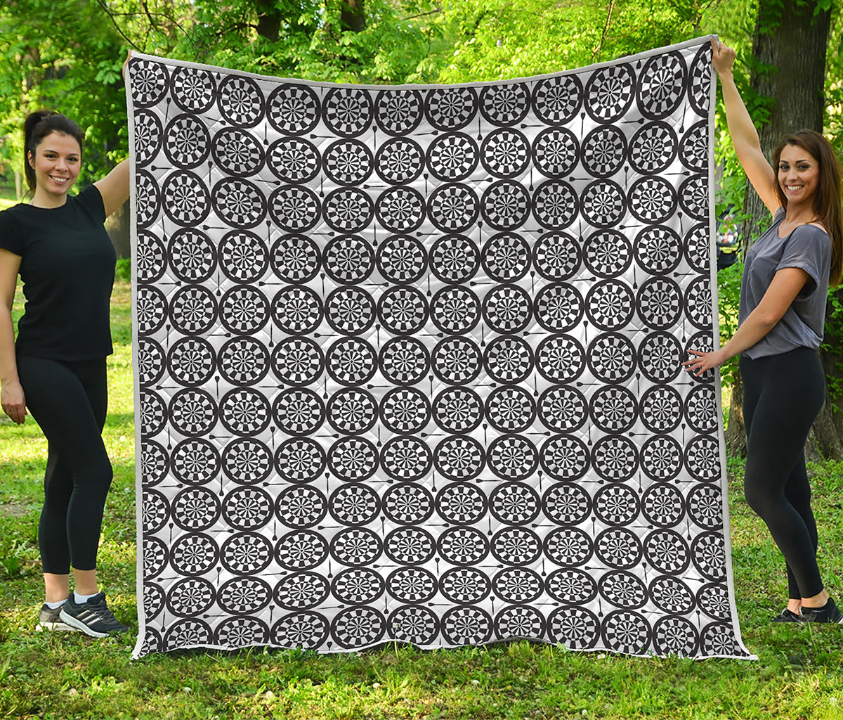 Black And White Dartboard Pattern Print Quilt